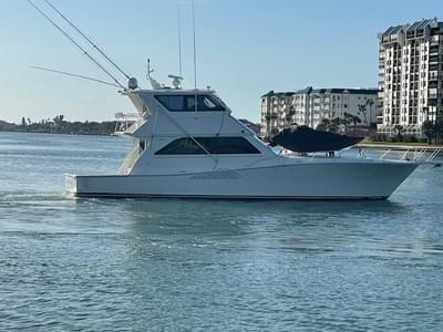 BOATZON | Viking 58 Convertible EB 2000