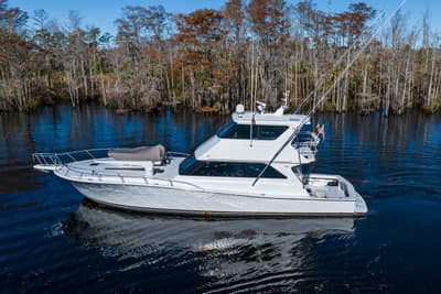 BOATZON | Viking 58 Enclosed Bridge 1999