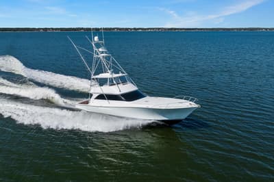 BOATZON | Viking 61 Convertible 2002