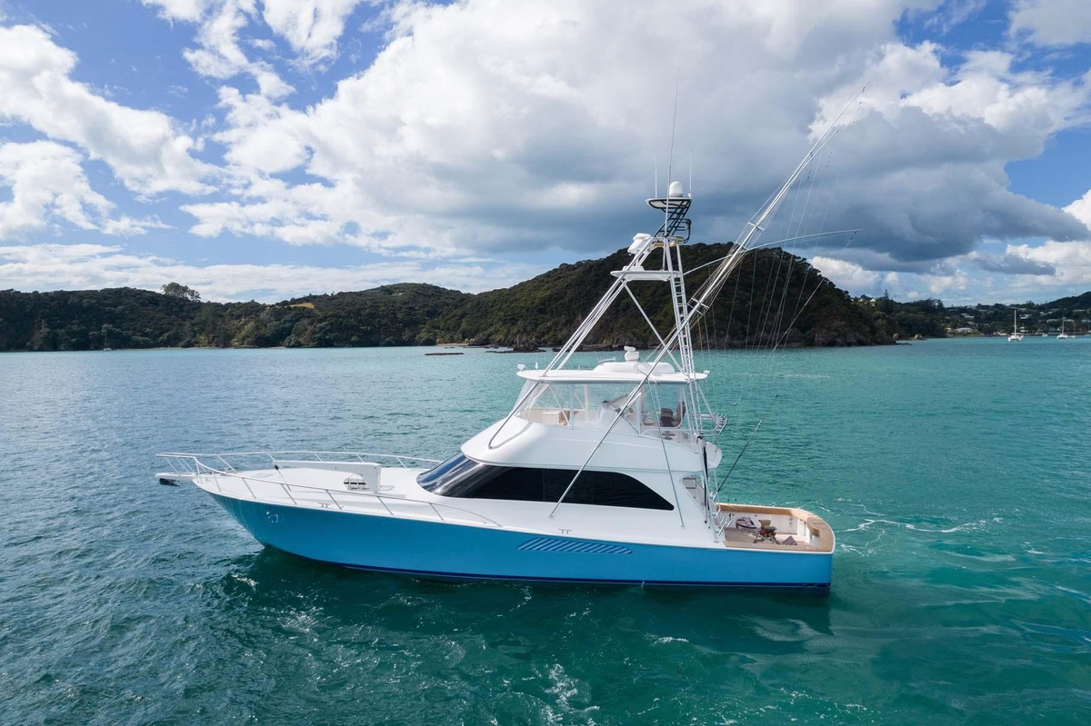 2007 Viking 64 Convertible - Sold Boat