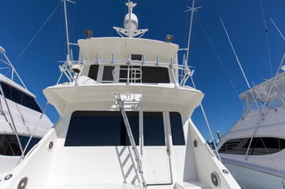 BOATZON | Viking 72 Enclosed Bridge 1998 BOATZON | Viking 72 Enclosed Bridge 1998