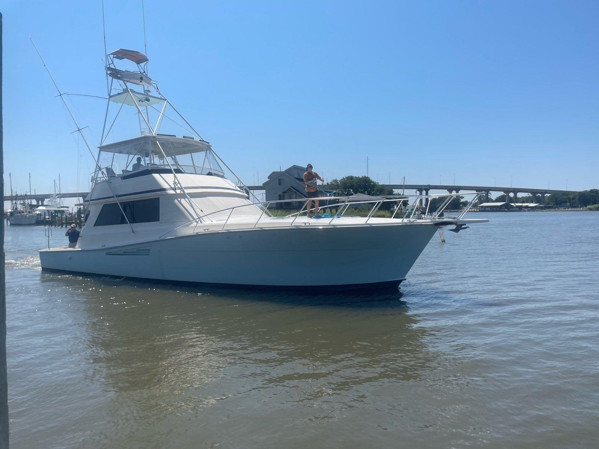 1990 Viking Convertible - Sold Boat