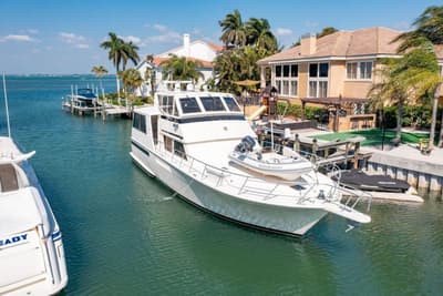 BOATZON | Viking Convertible 1993