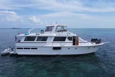 BOATZON | Viking Pilothouse Motor Yacht 1988