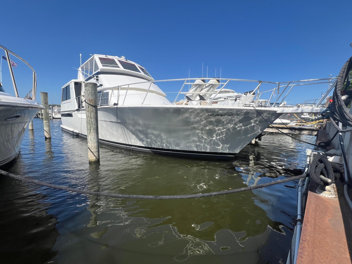 1995 Viking Sports Yacht - Sold Boat