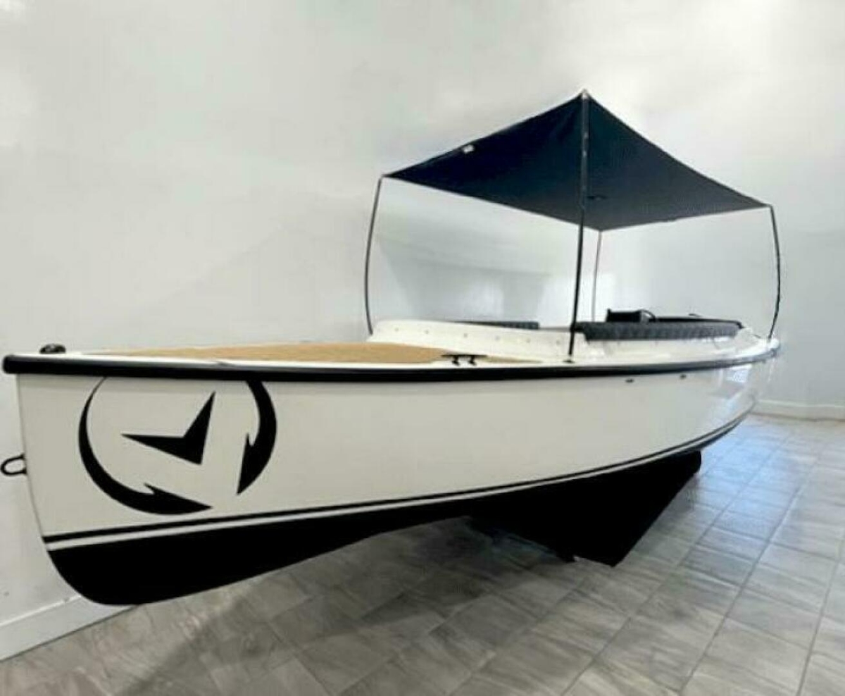 2023 Vision Fantail217 - Sold Boat