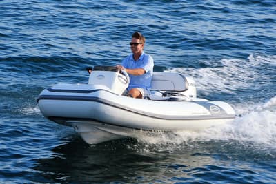 BOATZON | Walker Bay Generation 10 LTE 2026