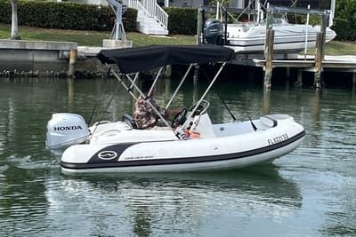 BOATZON | Walker Bay Generation 360 2020 BOATZON | Walker Bay Generation 360 2020