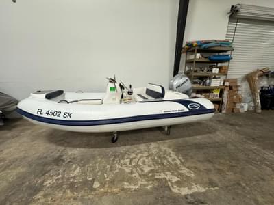 BOATZON | Walker Bay Generation 360 DLX 2019