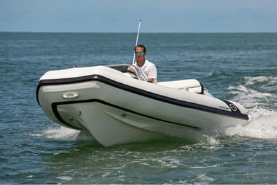 BOATZON | Walker Bay Generation 450 DLX 2026
