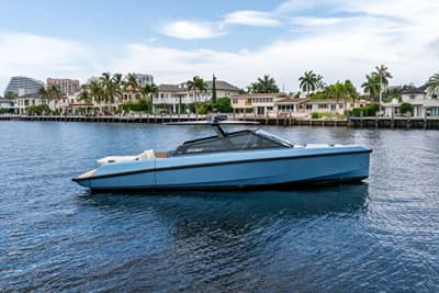 BOATZON | Wally wallytender43 2026