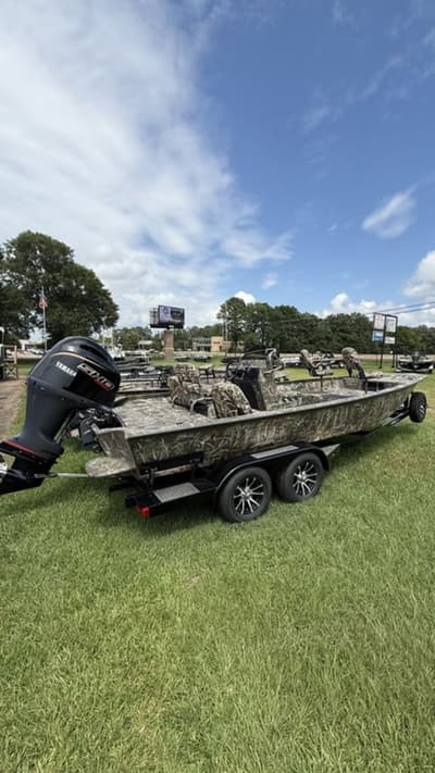 BOATZON | War Eagle 2170 Blackhawk 2026 BOATZON | War Eagle 2170 Blackhawk 2026