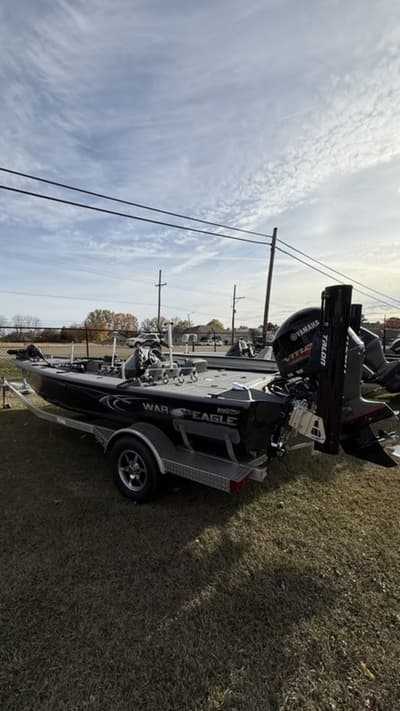 BOATZON | War Eagle 861 Predator 2016