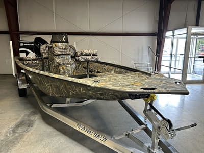 BOATZON | War Eagle 961 Blackhawk CC 2027