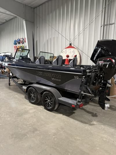 BOATZON | Warrior V208DC 2026