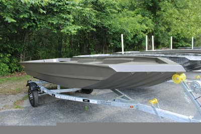 BOATZON | WeldBilt 1652V 2025