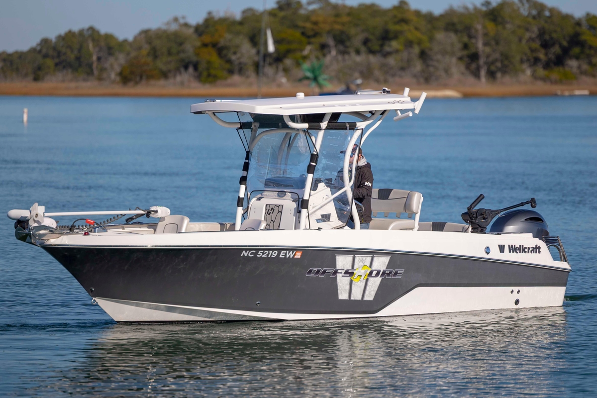 2019 Wellcraft 222 Fisherman - Sold Boat