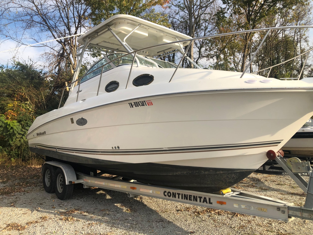 2003 Wellcraft 270 Coastal I/O - Sold Boat