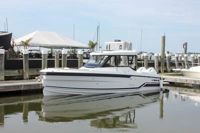 BOATZON | Wellcraft 28 Explorer 2027