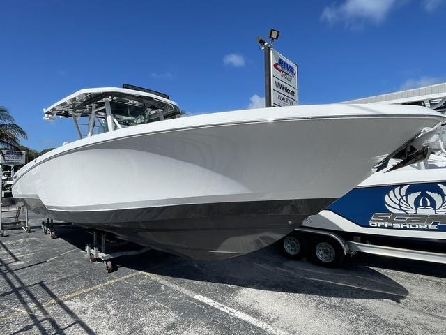 2023 Wellcraft 352 Fisherman - Sold Boat