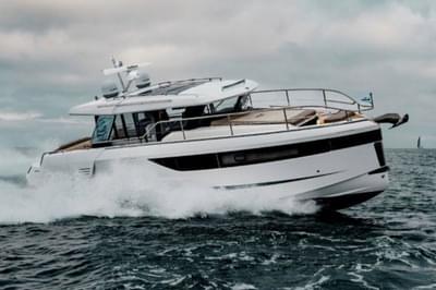 BOATZON | Wellcraft 44 Explorer 2026
