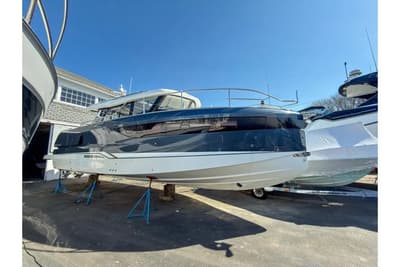 BOATZON | Wellcraft 44 Explorer 2026