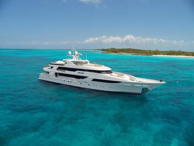 BOATZON | Westport Motor Yacht 2020