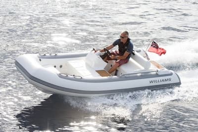 BOATZON | Williams Jet Tenders Sportjet 395 2018