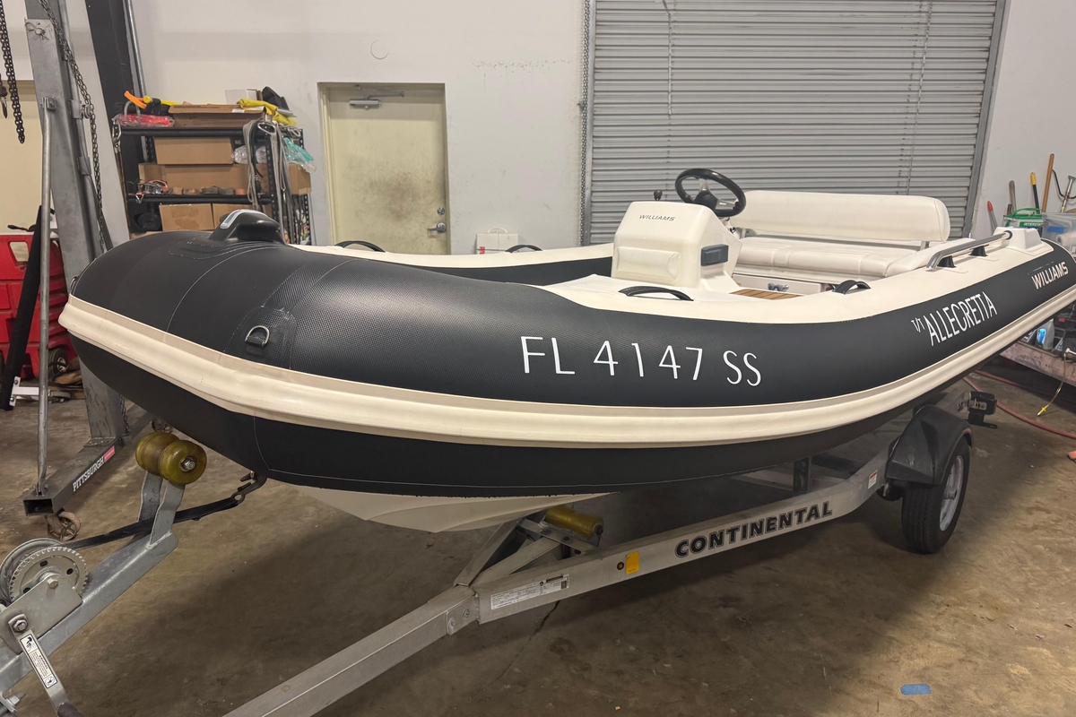 2020 Williams Jet Tenders Sportjet 435 - Sold Boat