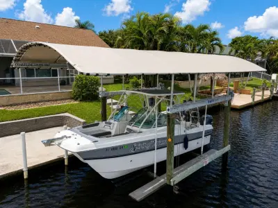 BOATZON | World Cat 230 DC 2020