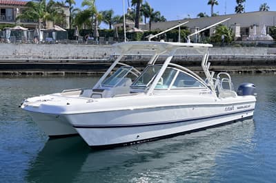 BOATZON | World Cat 230 DC 2021