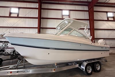 BOATZON | World Cat 230 DC 2027