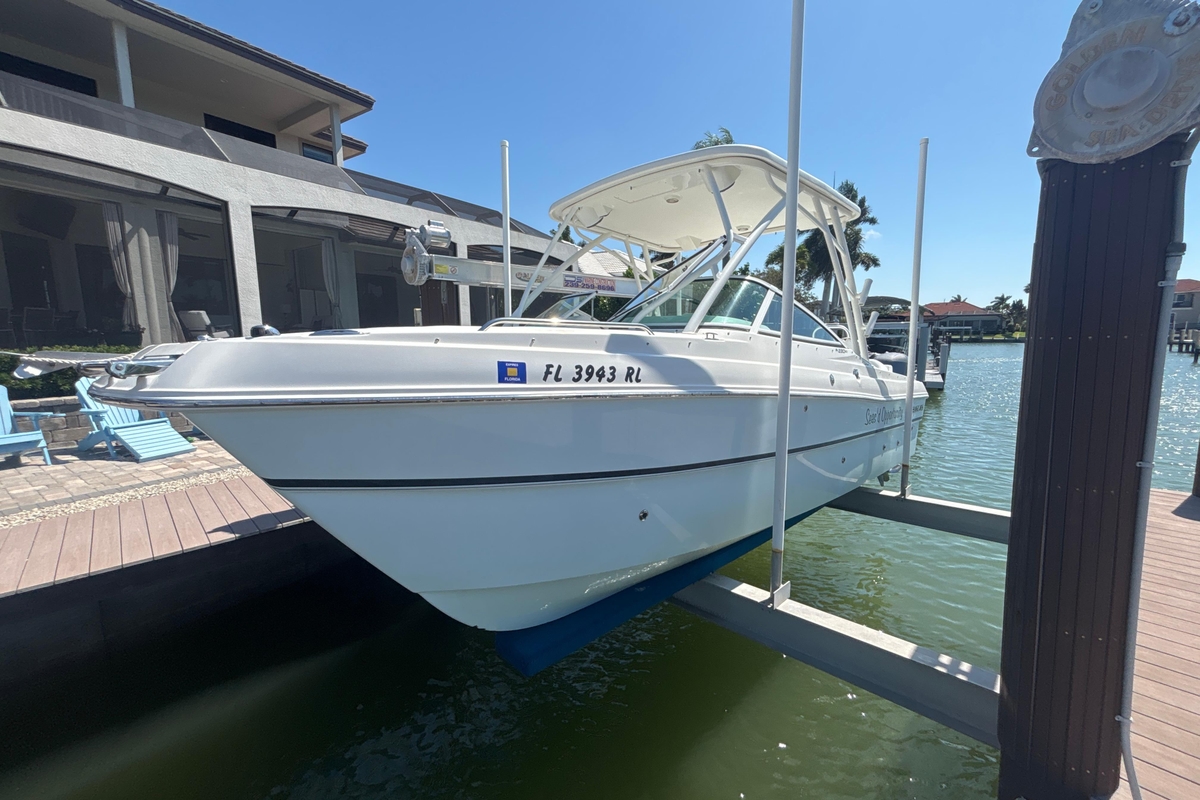 2018 World Cat 230 SD - Sold Boat