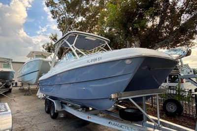 BOATZON | World Cat 230 SD 2021