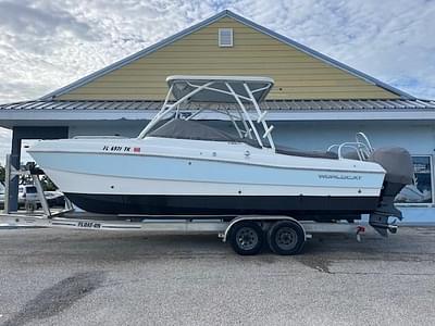 BOATZON | World Cat 230 SD 2023