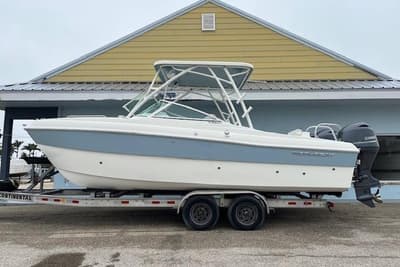 BOATZON | World Cat 230 SD 2025