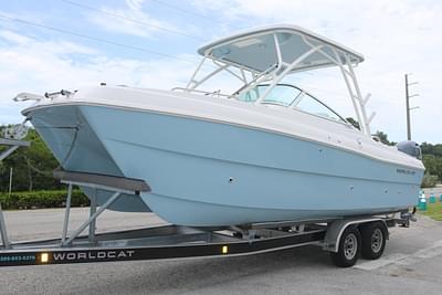 BOATZON | World Cat 230 SD 2025