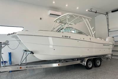 BOATZON | World Cat 230 SD 2026