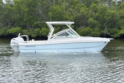 BOATZON | World Cat 230DC 2027
