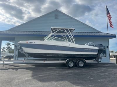 BOATZON | World Cat 230SD 2022