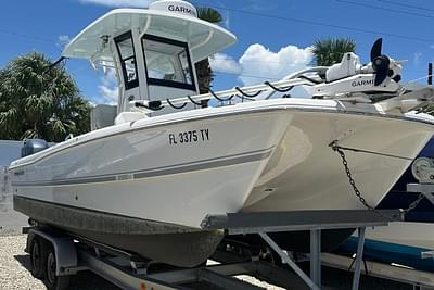 BOATZON | World Cat 235 CC 2024