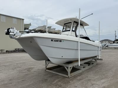 BOATZON | World Cat 235 TE 2025