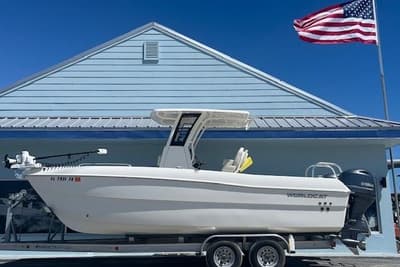 BOATZON | World Cat 235 TE 2025