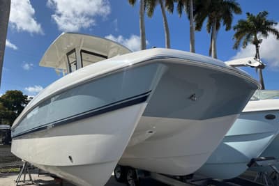 BOATZON | World Cat 235 TE 2026
