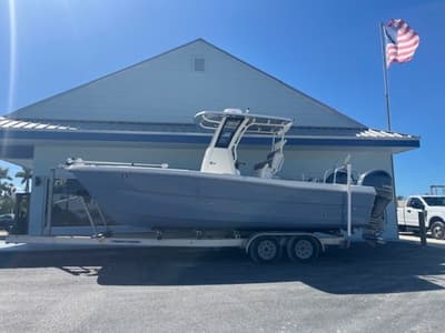 BOATZON | World Cat 235CC 2022