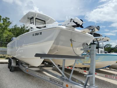 BOATZON | World Cat 235CC 2024