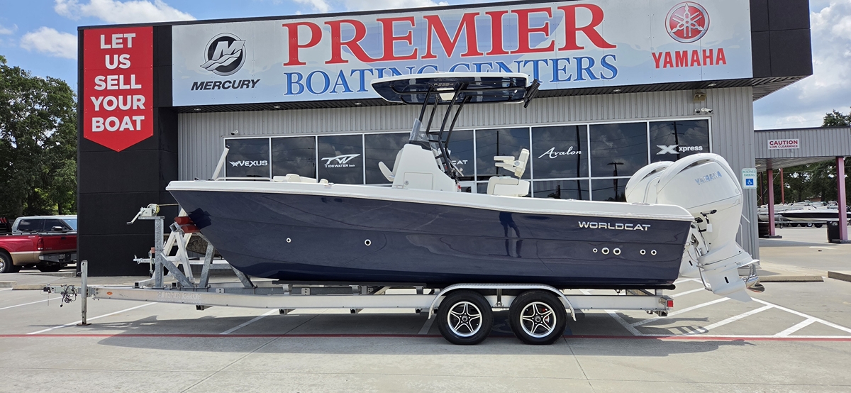 2027 World Cat 235HB - Sold Boat