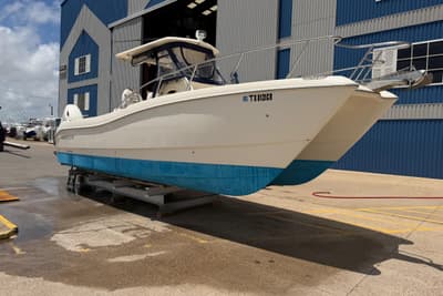 BOATZON | World Cat 260 CCX 1998