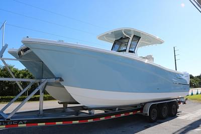 BOATZON | World Cat 280 CC 2025