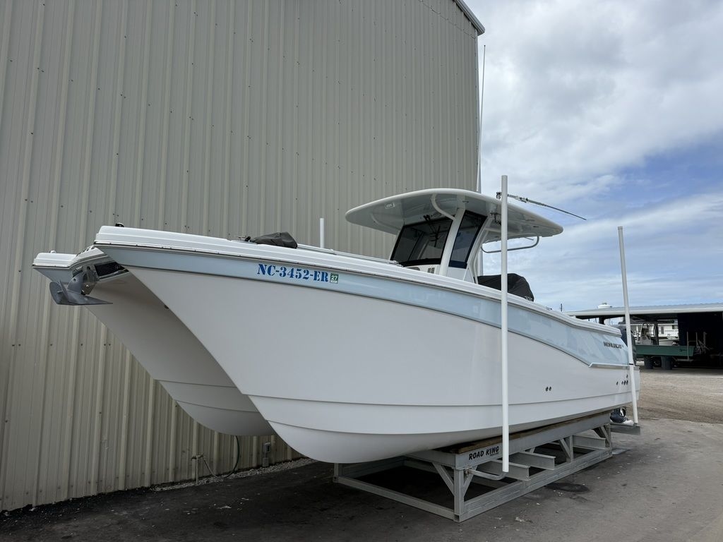 2020 World Cat 280 CCX - Sold Boat